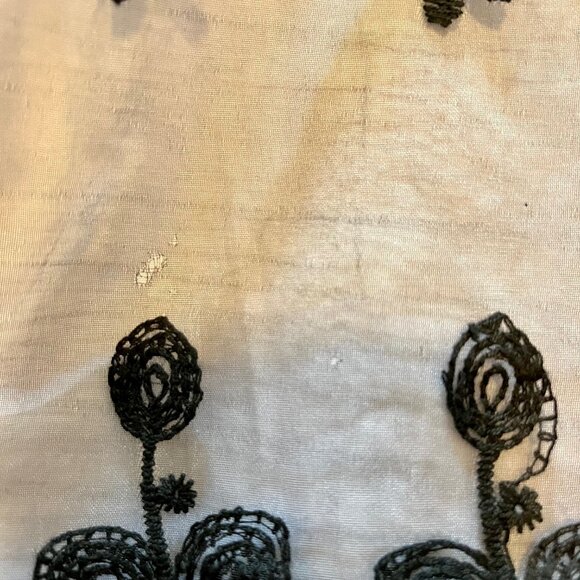 Moon Collection Black Daisy Embroidered Overlay Mini Dress (M) New With Tag - Picture 8 of 8